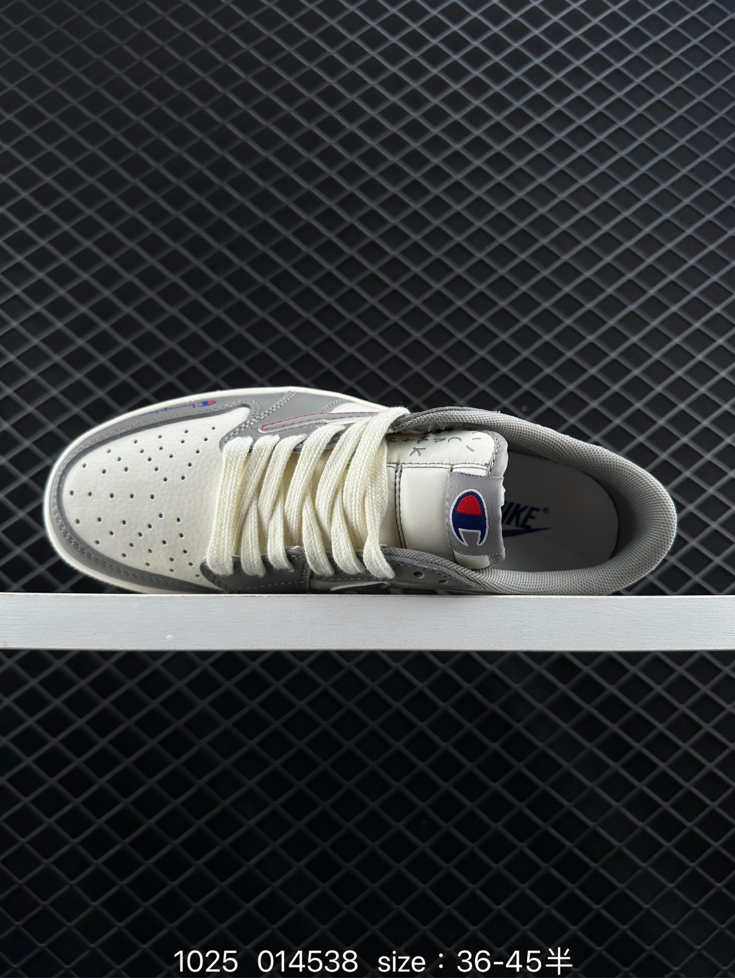 Travis Scott x Air Jordan 1 ” Reverse Mocha “